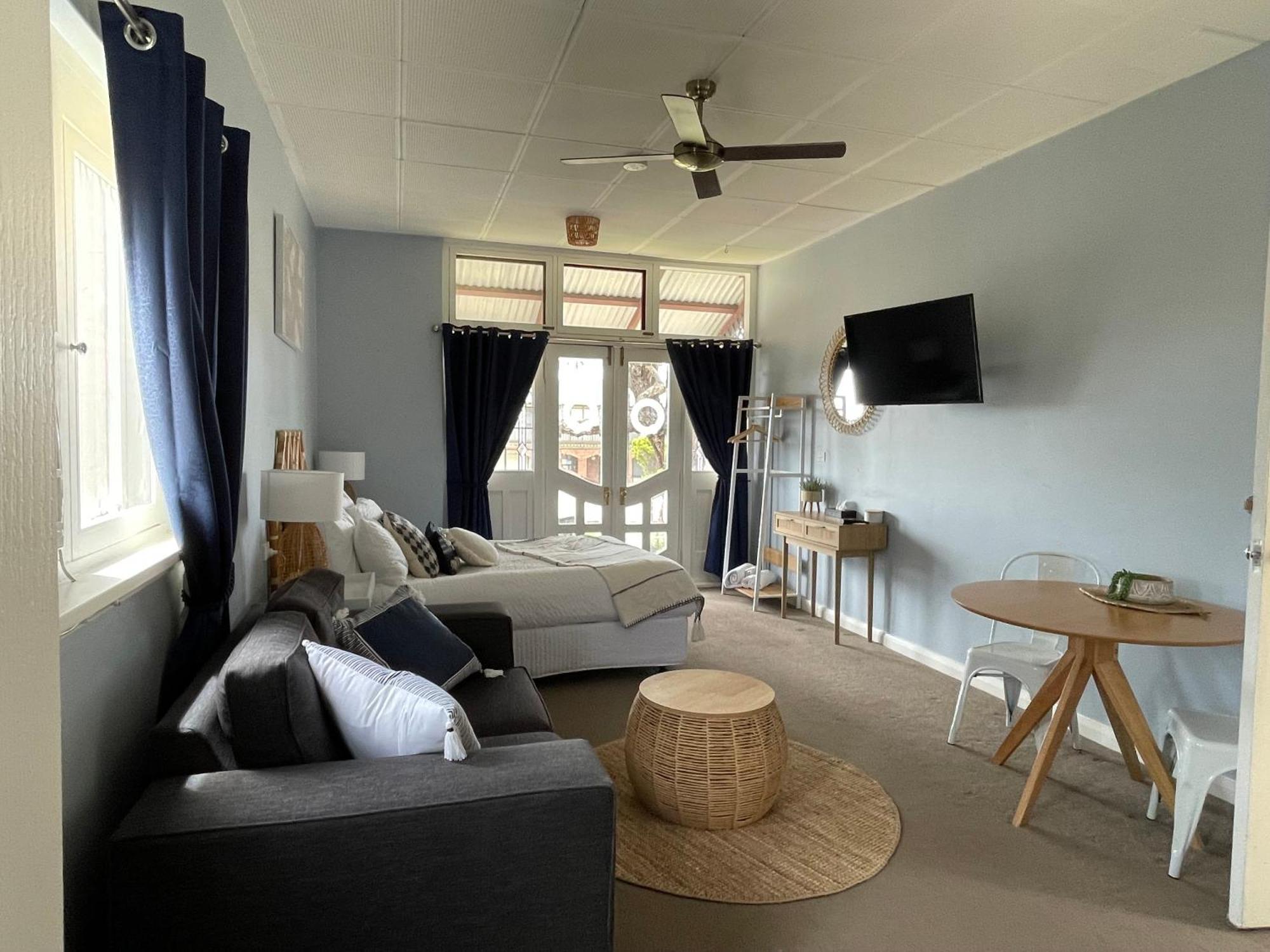 Court House - Studio บีชพอร์ท ภายนอก รูปภาพ